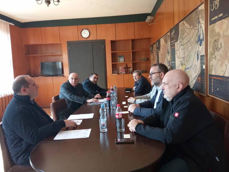 მუნიციპალიტეტის ხელმძღვანელები ჩეხეთის რესპუბლიკის არასამთავრობო ორგანიზაცია...